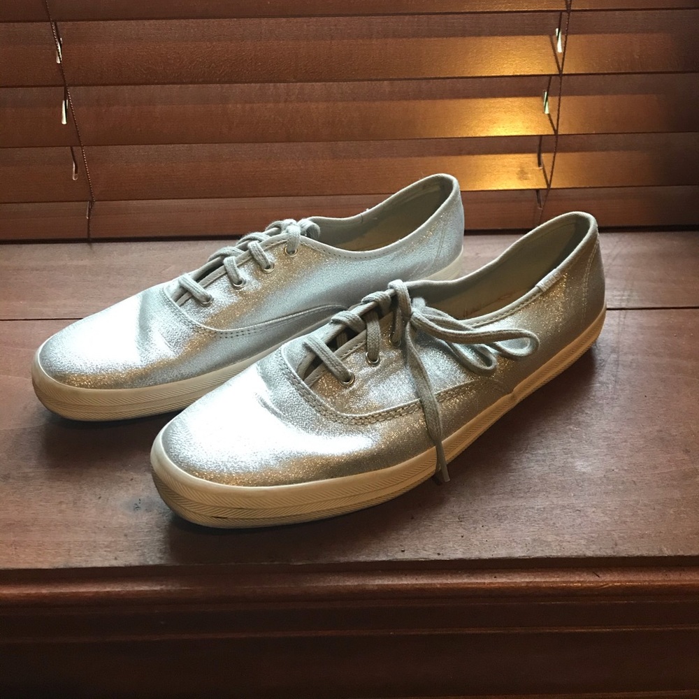 Keds women’s champion lured fashion sneaker